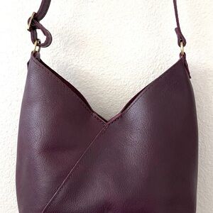 NEW Portland Leather Goods Small Naomi Shoulder Crossbody in Plum Purple